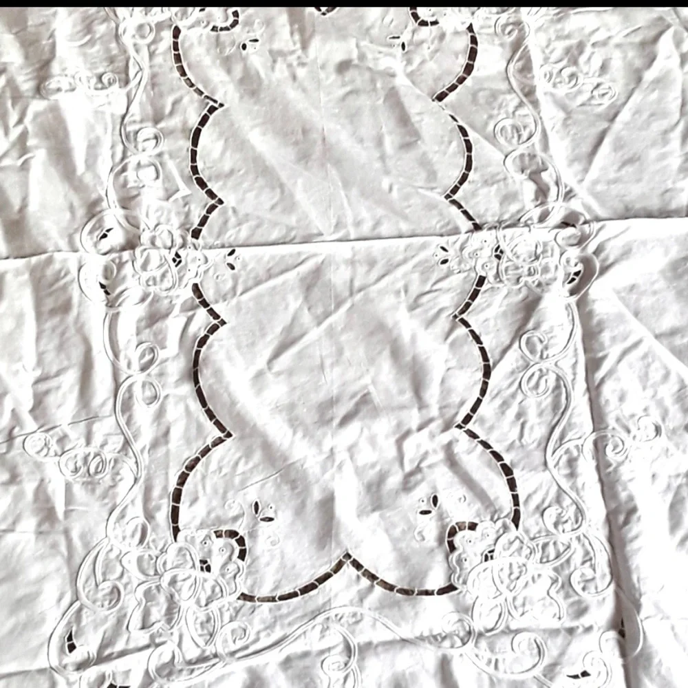 👰‍♀️🤵‍♂️Mr & Mrs EMBROIDERED PILLOW CASES ~VINTAGE SWEEET GIFT